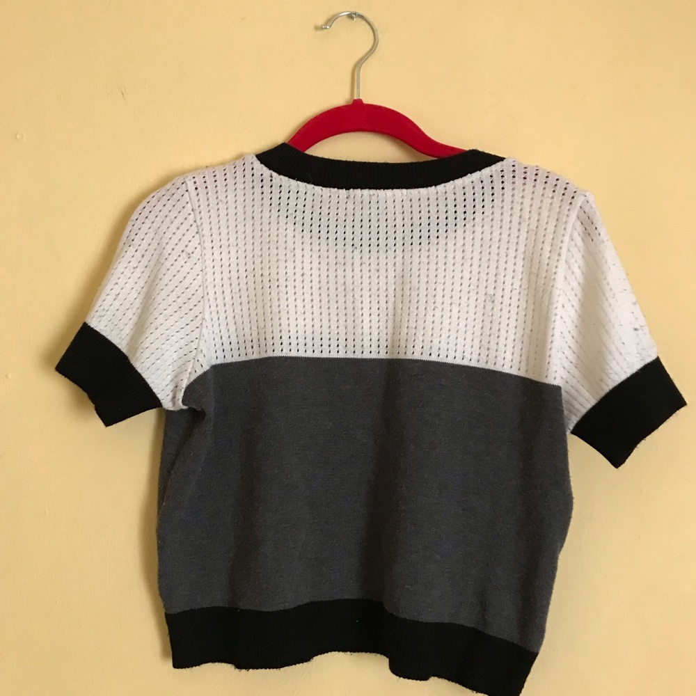 Crop top - Picture 3 of 3